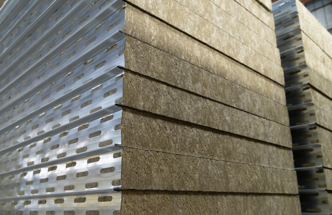 Sandwich panel