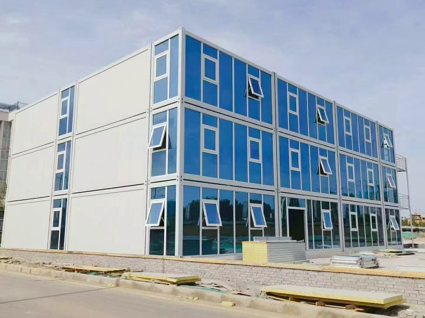 Glass Facade Modular Container House
